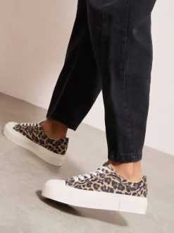 Friends Like These Imprimé animal léopard - Baskets basses décontractées en toile Flatform à lacets Hot