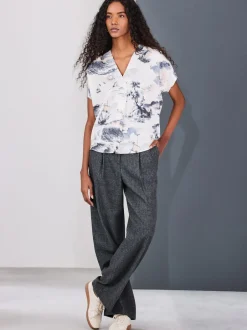 Next Imprimé bateau abstrait - Chemisier Manchester court Col en V New