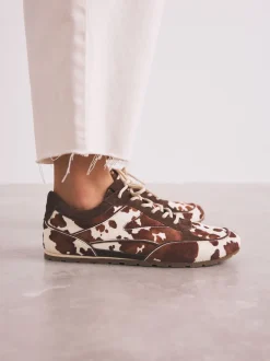 Next Imprimé vache - Baskets slim en cuir haut de gamme à lacets