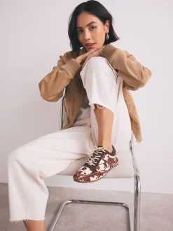 Next Imprimé vache - Baskets slim en cuir haut de gamme à lacets