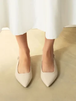 Next ivoire - Chaussures plates Forever Comfort® à nœud pointu et bride arrière