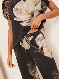 Lipsy pyjama en jersey haut et pantalon à manches courtes Clearance