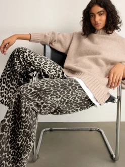 Next Léopard - Jean Jambe large en coton imprimé Hot