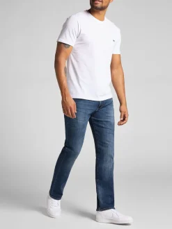 Lee Maddox - Straight Fit Extreme Motion Jeans Hot