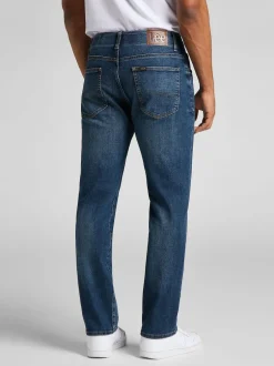 Lee Maddox - Straight Fit Extreme Motion Jeans Hot