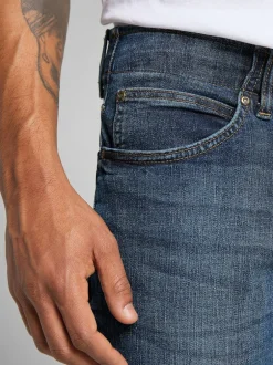 Lee Maddox - Straight Fit Extreme Motion Jeans Hot