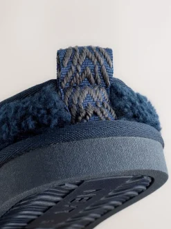 Next marine - Chaussons en imitation peau de mouton style mule