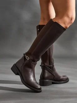 Linzi Marron - Bottes Power hautes avec panneau latéral extensible et détail de boucle Discount