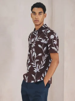 Next Marron - Chemise en lin et TENCEL™ Blend manches courtes à imprimé Fleuri Outlet
