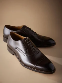 Next Marron - Coupe classique - Chaussures avec bout Oxford semelle en cuir Signature Discount