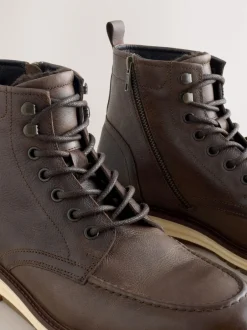 Next Marron - Grandes bottes en cuir à bout tablier Outlet