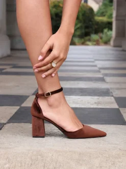 Linzi Marron - talons de cour pointus classiques Glam Clearance