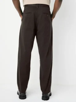 Next Marron - Pantalons chinos extensibles à double pli Online