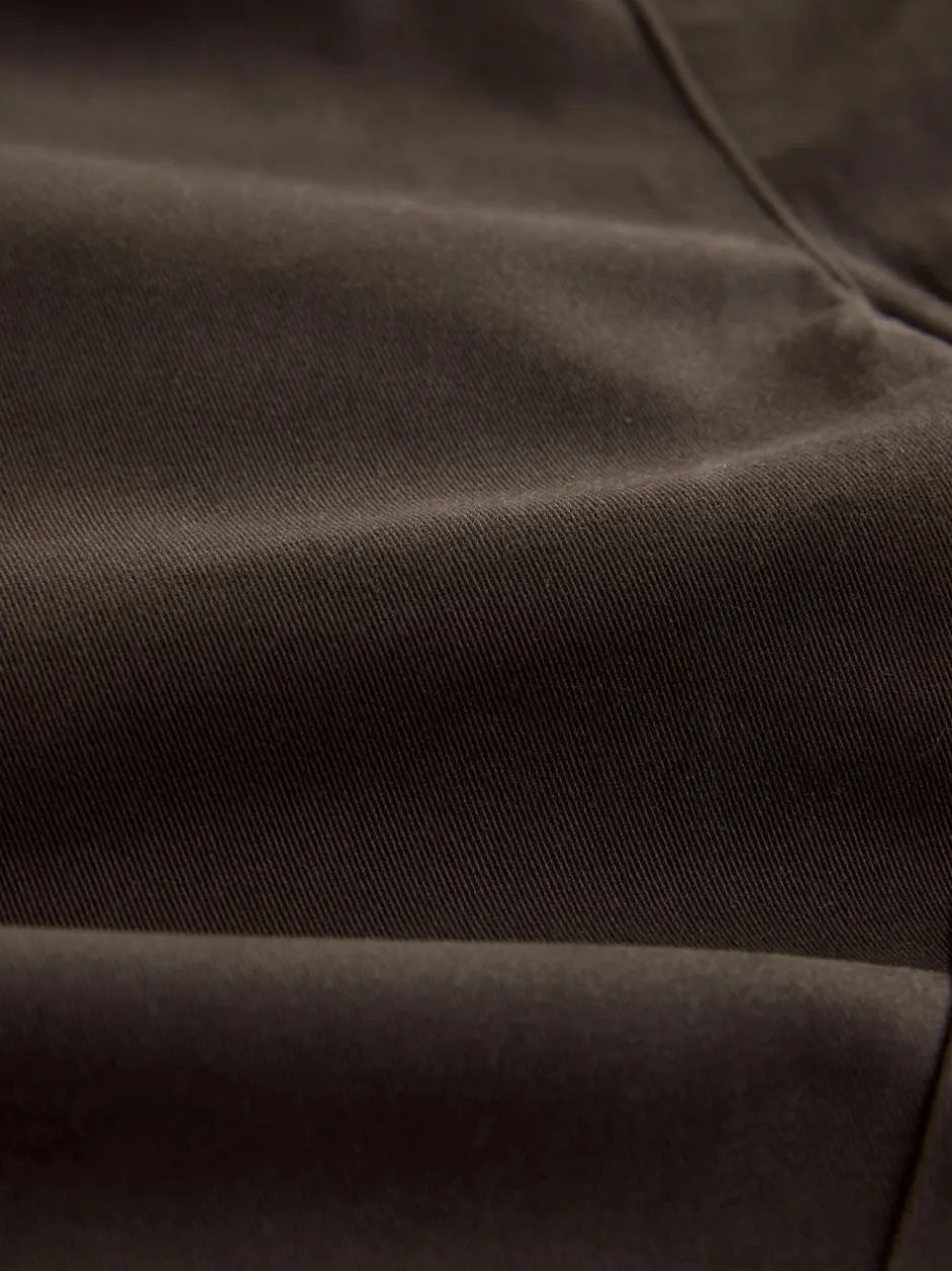 Next Marron - Pantalons chinos extensibles plissés simples Best