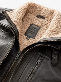 Next Marron - Veste en cuir Signatures à quatre poches doublée Borg Sale