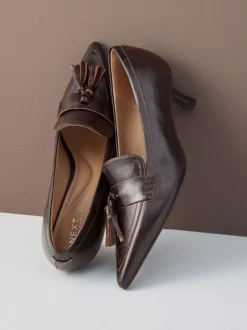 Next Marron choco - Cuir haut de gamme avec mocassins à talons à glands Motionflex à bout pointu Clearance