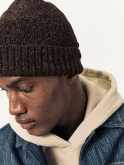 Next Marron chocolat - Bonnet en chenille Online
