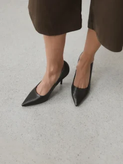 Next Marron chocolat - Chaussures à talons Forever Comfort® à bout pointu