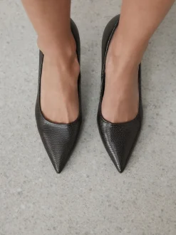 Next Marron chocolat - Chaussures à talons Forever Comfort® à bout pointu