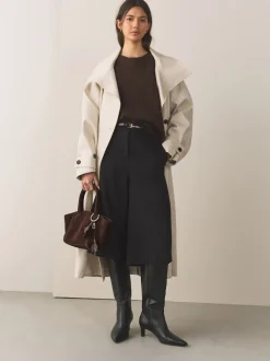 Next Marron chocolat - Sac à bandoulière avec breloque fleur en daim Hot