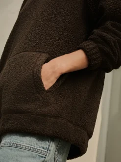 Next Marron chocolat - Sweat-shirt à capuche doux Borg à manches longues Best