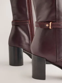 Next Marron chocolat en cuir - Bottes hauteur genou à finitions matérielles Forever Comfort® Best