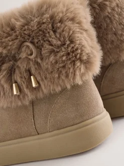 Next Marron fauve - Bottes déperlantes en daim Online