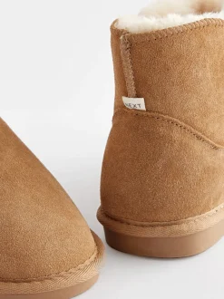 Next Marron fauve - Chaussons chaussons en daim doublés de fausse fourrure New