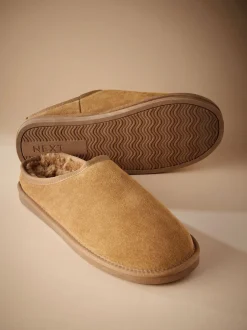 Next Marron fauve - Chaussons mules en daim doublés de fausse fourrure Signature