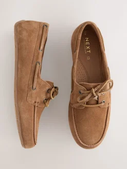 Next Marron fauve - Chaussures bateau en cuir à bout rond Sale