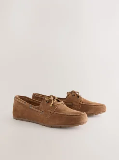 Next Marron fauve - Chaussures bateau en cuir à bout rond Sale