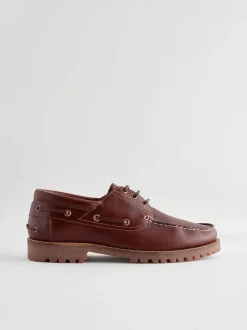 Next Marron fauve - Chaussures bateau en cuir à semelle crantée Best