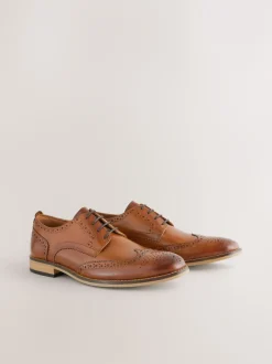 Next Marron fauve - Coupe classique - Chaussures Brogue en cuir à semelle contrastante Outlet