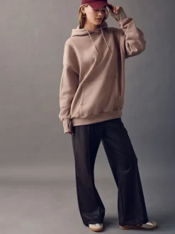 Next - Sweat-shirt à capuche long actif à coutures apparentes ultra-doux avec poches Marron neutre Online