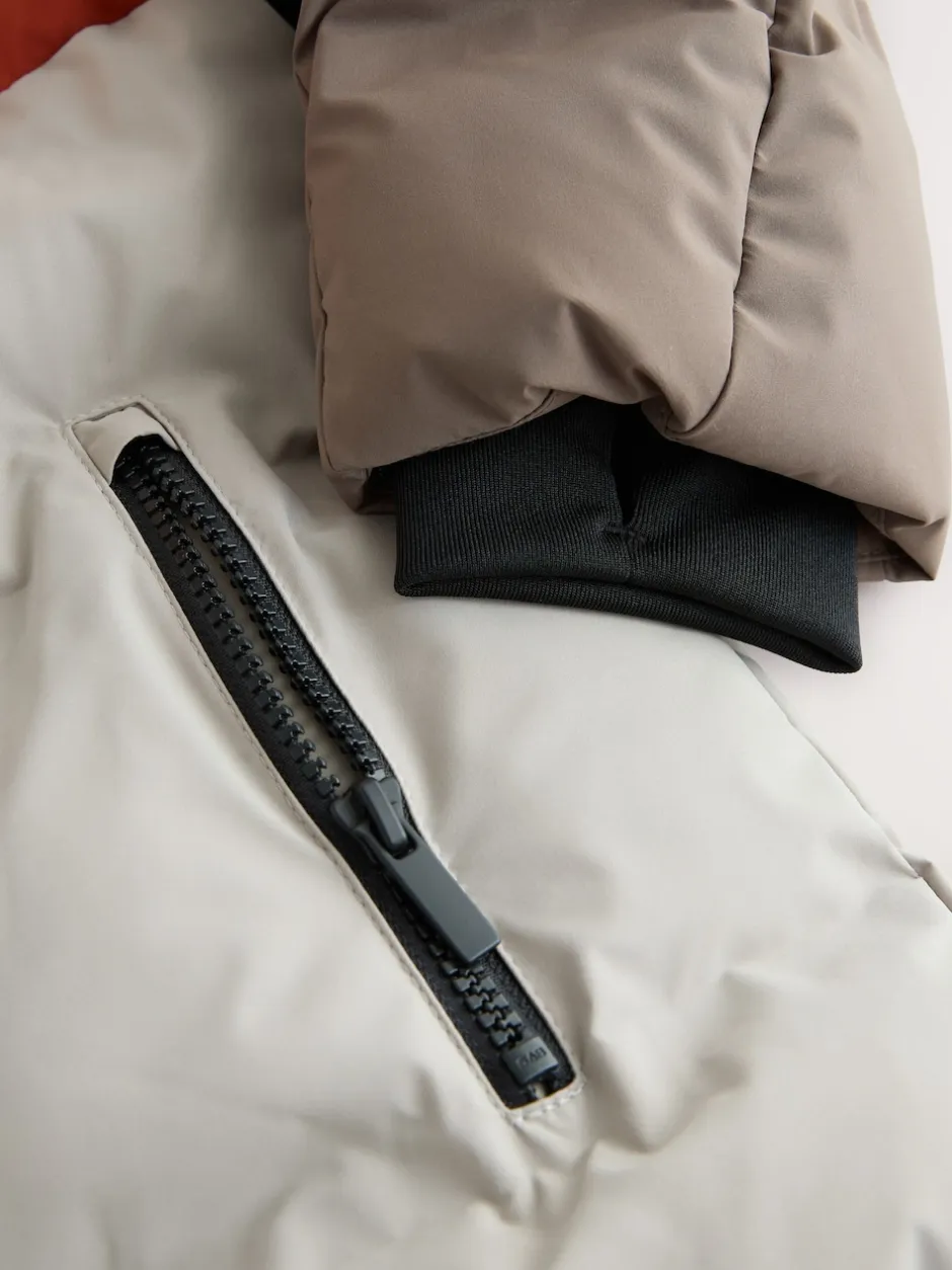 Next - Manteau rembourré doublé en micropolaire Résistant à la douche (3-17ans) Marron rouille color block Outlet