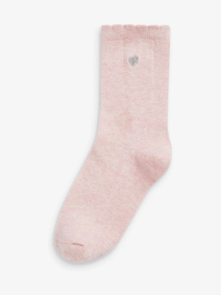 Next Multicolore - Lot de 7 paires de chaussettes de sport enrichies en coton avec cœur brodé Online