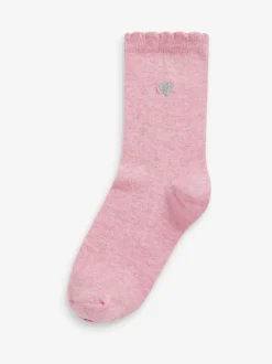 Next Multicolore - Lot de 7 paires de chaussettes de sport enrichies en coton avec cœur brodé Online