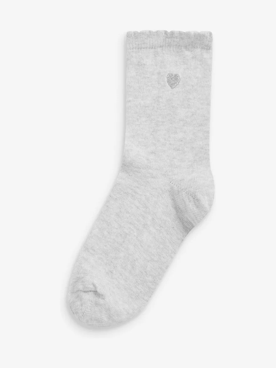 Next Multicolore - Lot de 7 paires de chaussettes de sport enrichies en coton avec cœur brodé Online