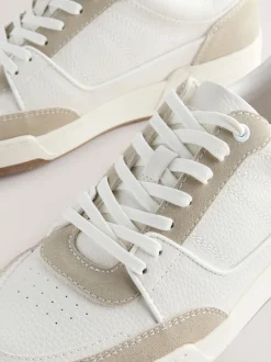 Next neutre - Baskets Chic et décontracté avec bordure en daim Clearance