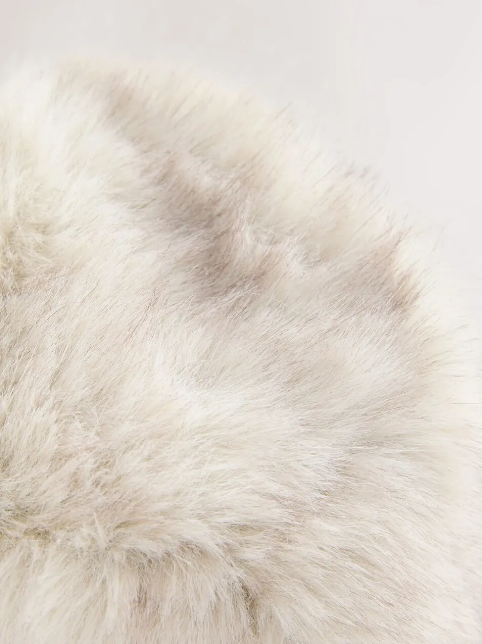 Next neutre - Bob en fausse fourrure Best