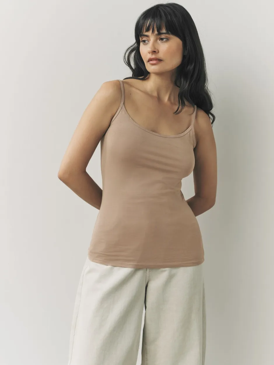 Next neutre - Lot de 3 gilets à fines bretelles Best