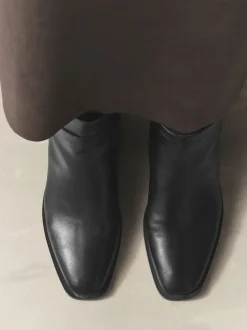 Next Noir - Bottes à talon carré Forever Comfort® à boucle Clearance