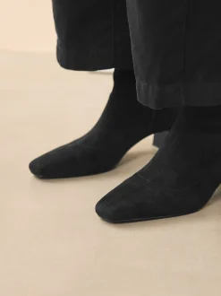 Next Noir - Bottes chaussettes à talon bloc et bout ciselé Outlet