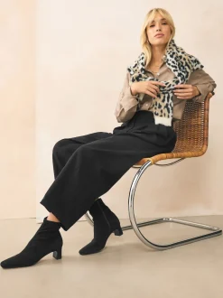 Next Noir - Bottes chaussettes à talon bloc et bout ciselé Discount