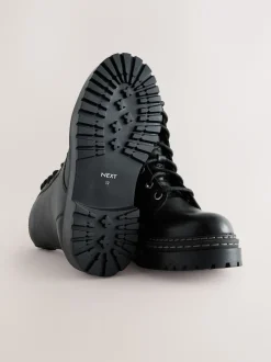 Next Noir - Bottines en cuir à semelle épaisse et lacets Sale