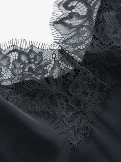 Next - Caraco à bretelles et bordures Dentelle Noir Hot