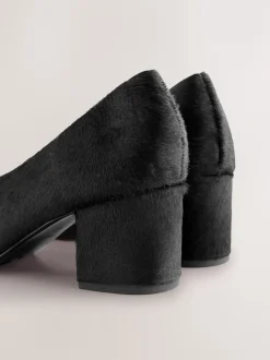 Next Noir - Chaussures à talons bas et bout pointu en cuir Hot