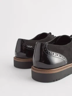 Next Noir - Chaussures Brogue à lacets et semelle épaisse New