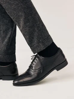 Next Noir - Coupe large - Chaussures Richelieu Oxford en cuir Sale