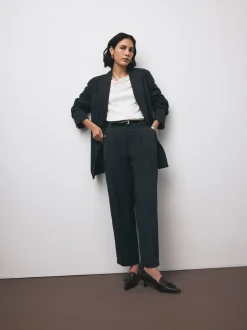 Next Noir - Cuir haut de gamme avec mocassins à talons à glands Motionflex à bout pointu Outlet